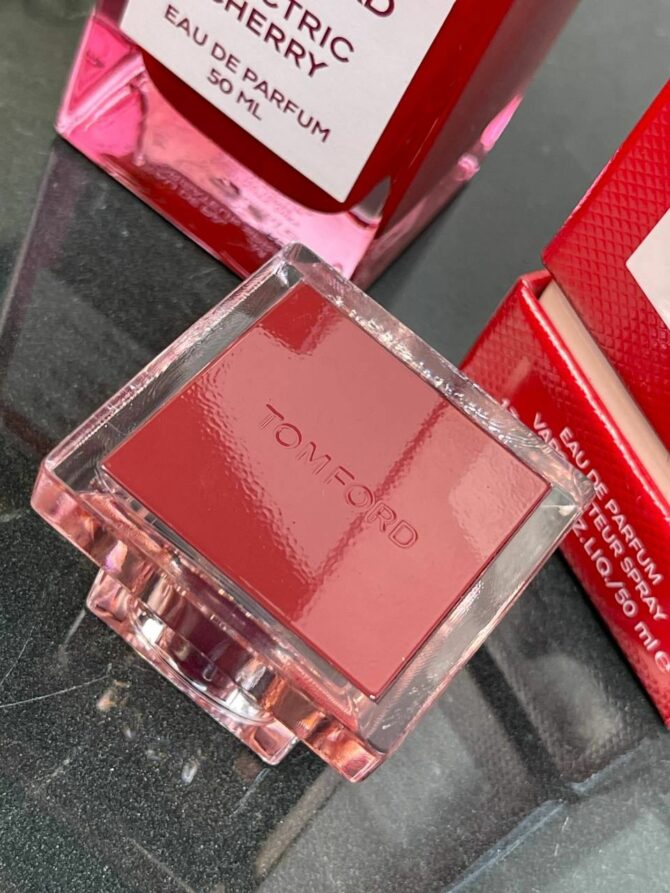 Парфюм Tom Ford Electric Cherry 50ml 6