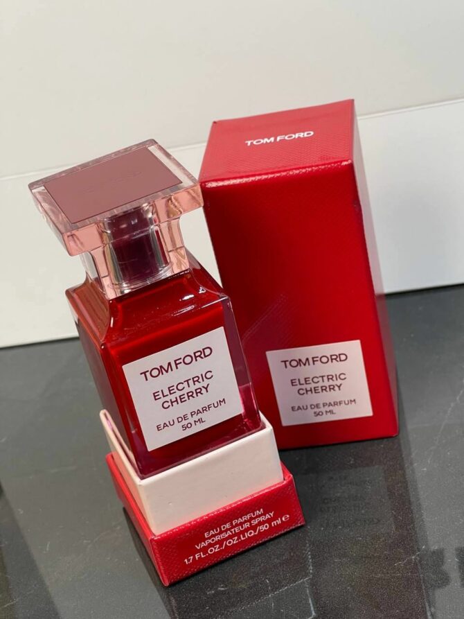 Парфюм Tom Ford Electric Cherry 50ml 8