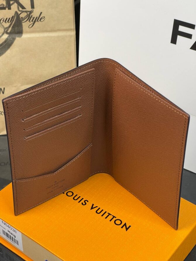 Обложка для паспорта Louis Vuitton (Premium) 9
