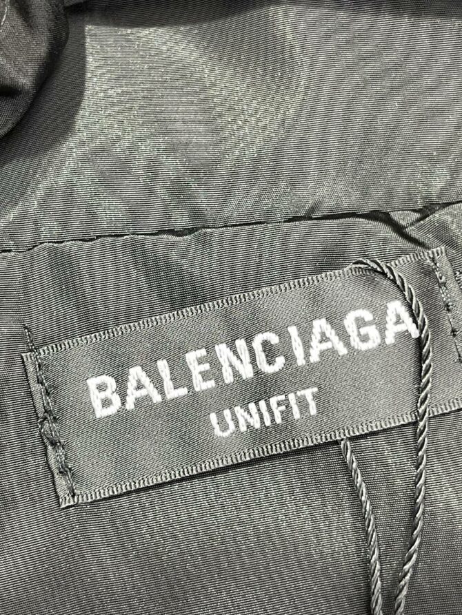 Куртка Balenciaga 8