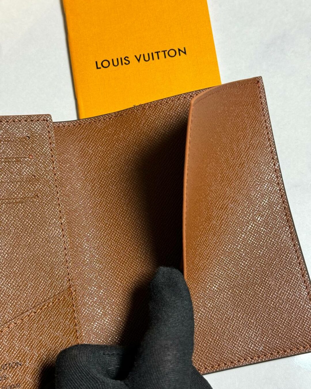 Обложка для паспорта Louis Vuitton (Premium) — изображение 6