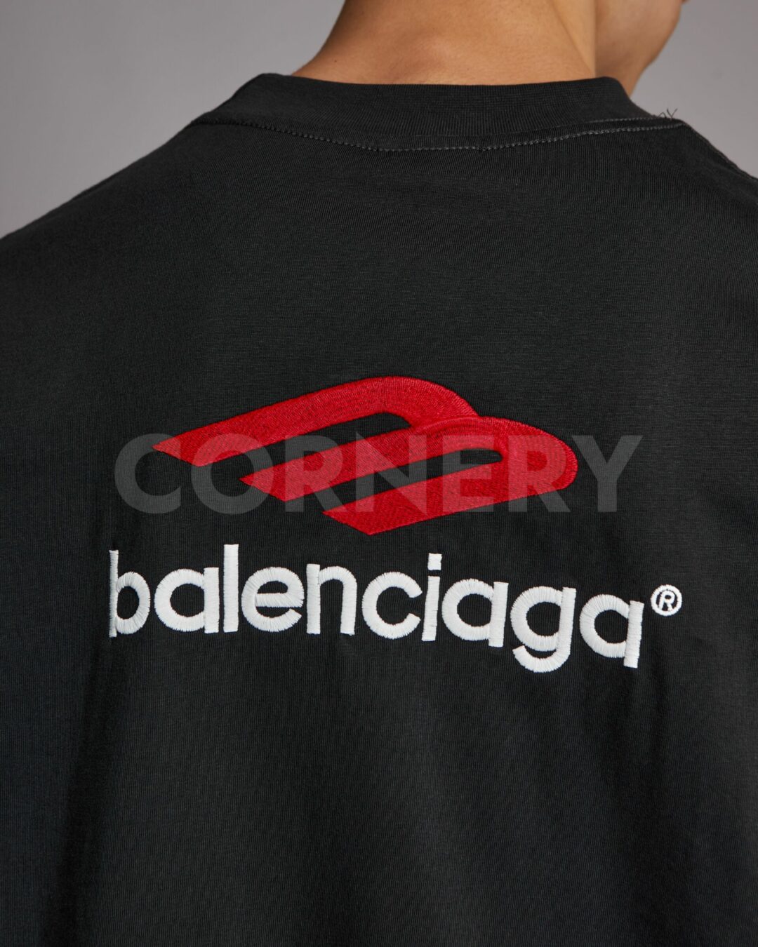 Кофта Balenciaga — изображение 9