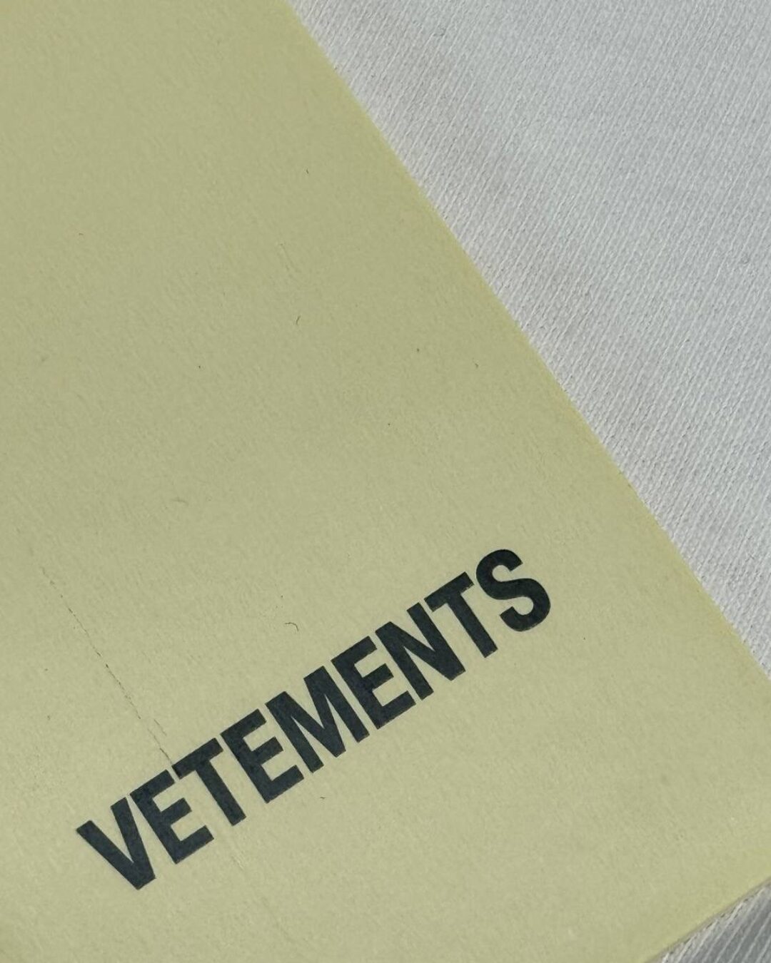 Футболка Vetements 9