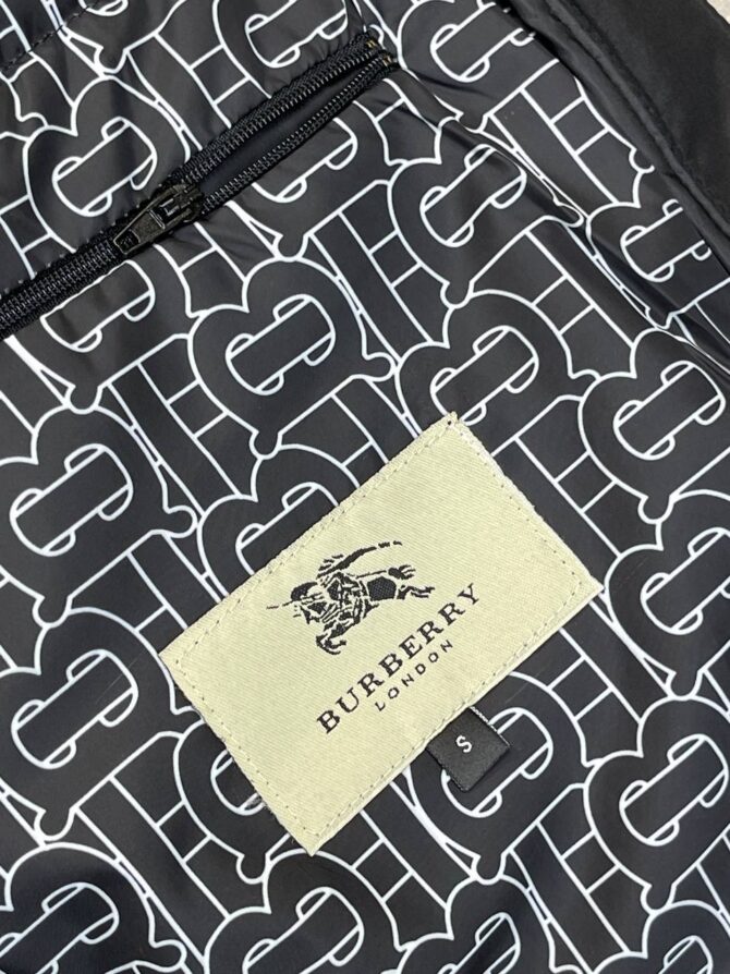 Жилет Burberry 8