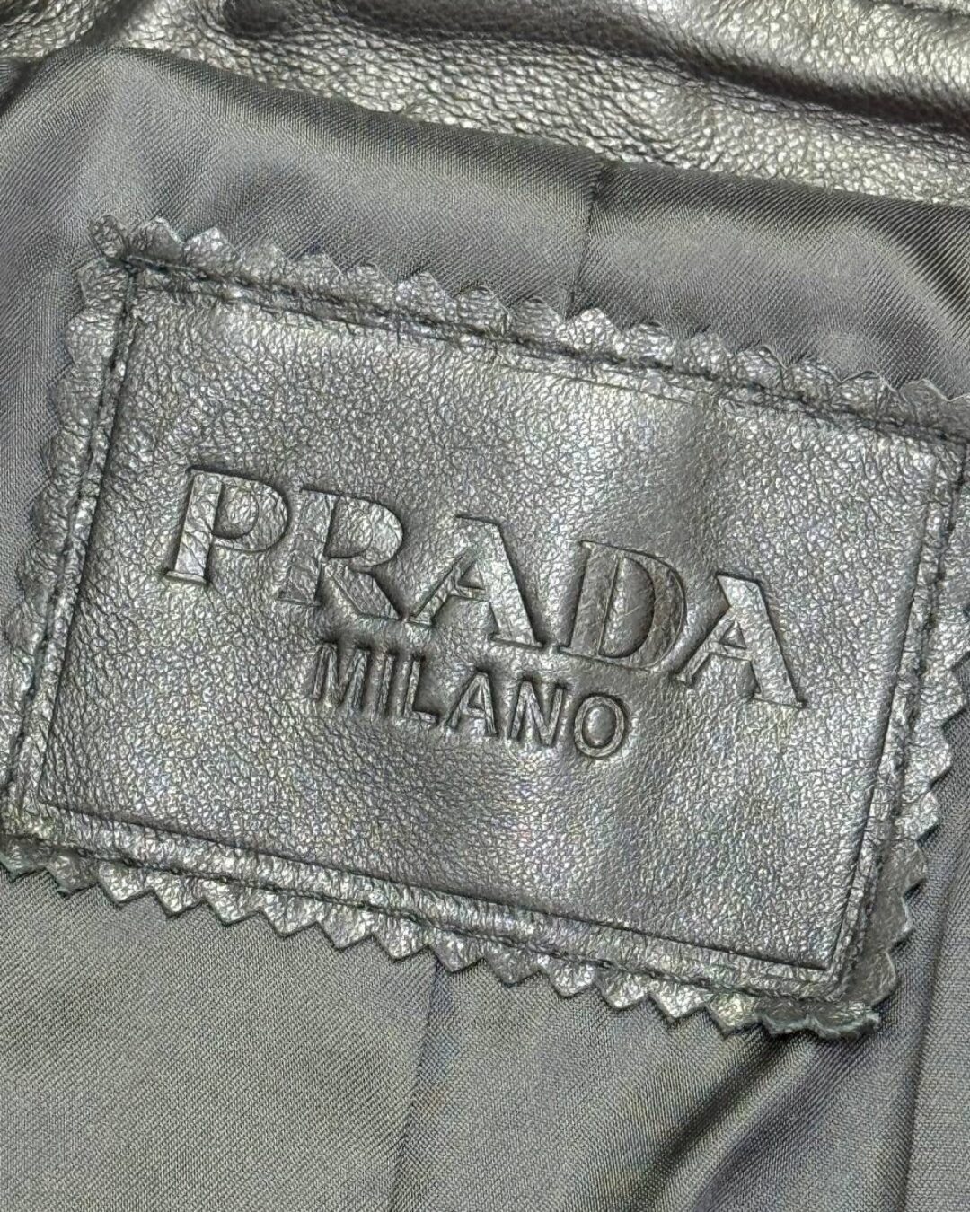 Куртка Prada 8