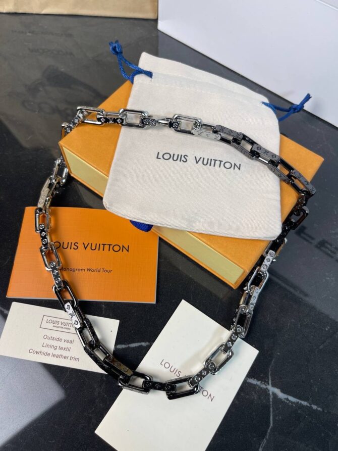 Колье Louis Vuitton 1