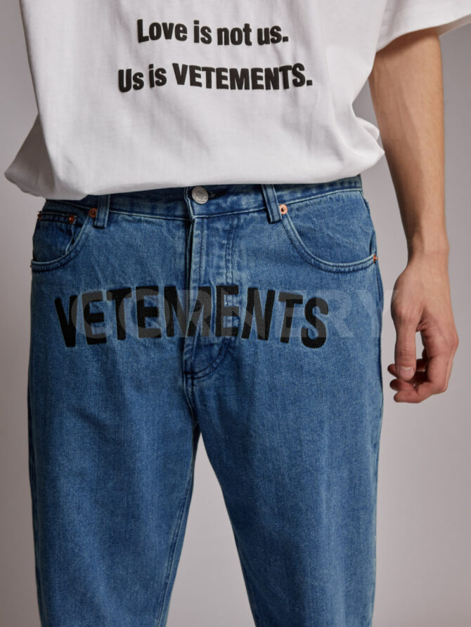 Джинсы Vetements — изображение 5