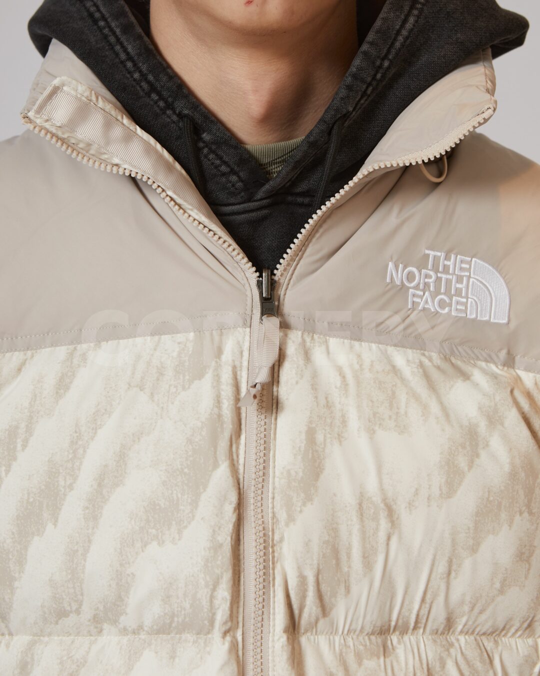 Жилет The North Face 6