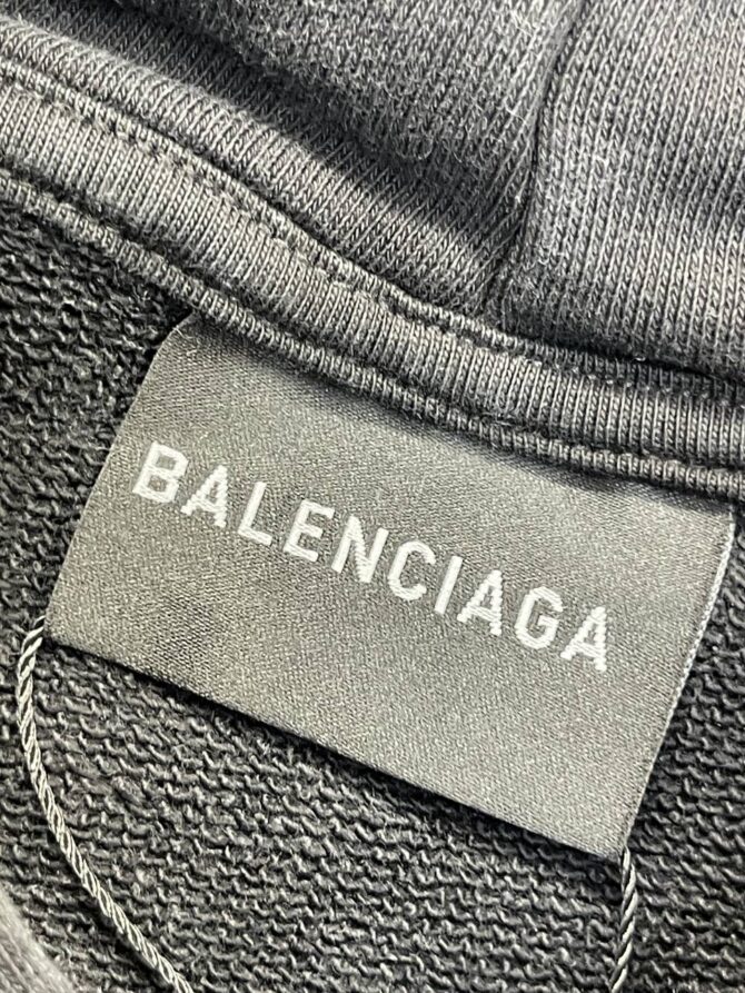 Кофта Balenciaga 6