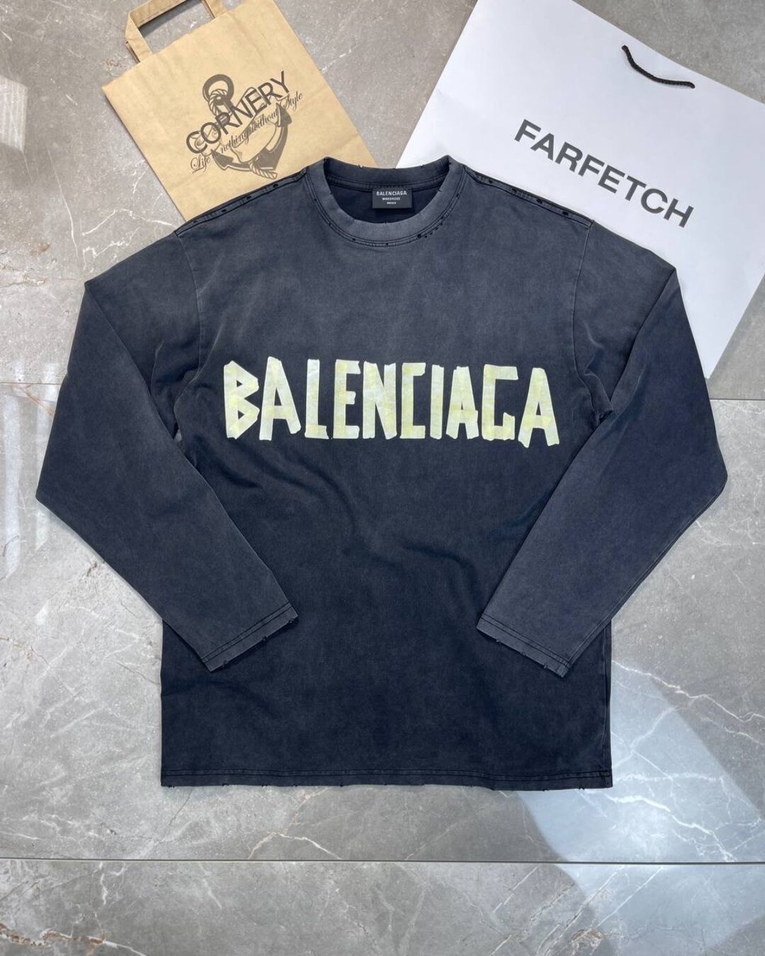 Кофта Balenciaga 1