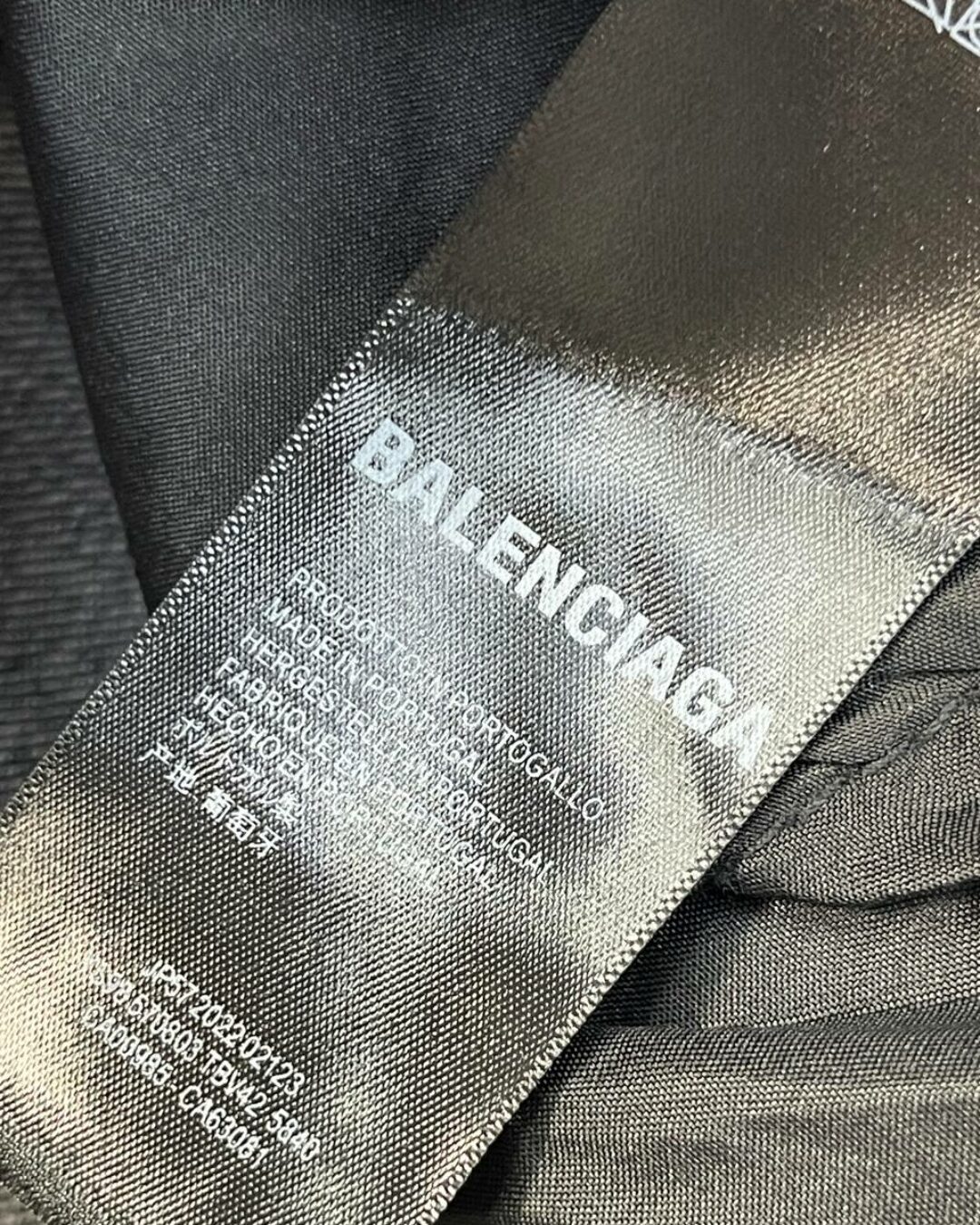 Джинсы Balenciaga 9