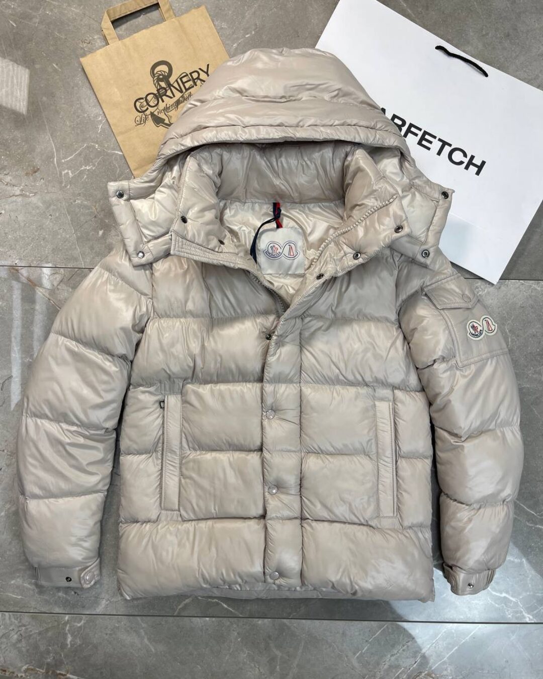 Пуховик Moncler 1