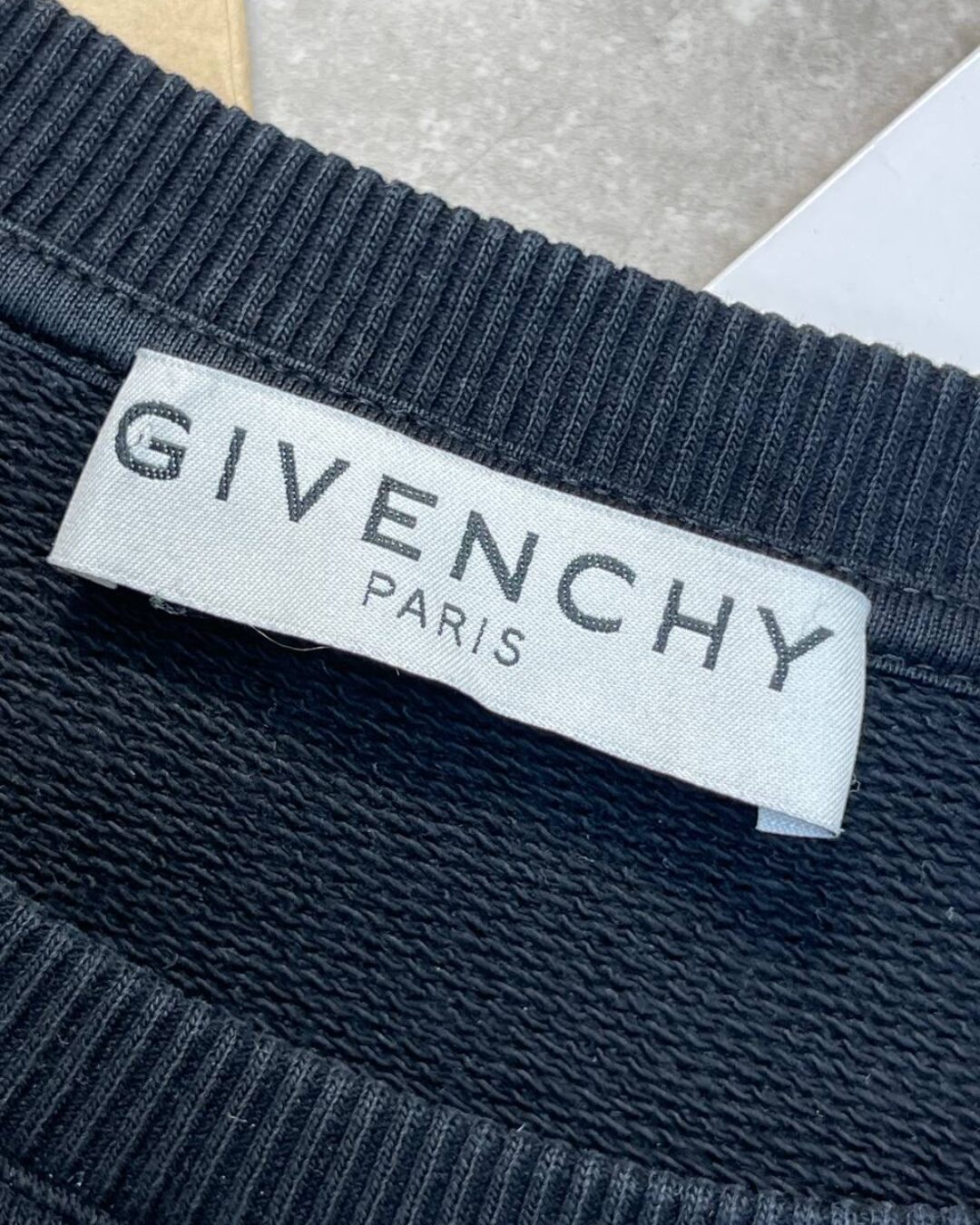 Кофта Givenchy — изображение 5