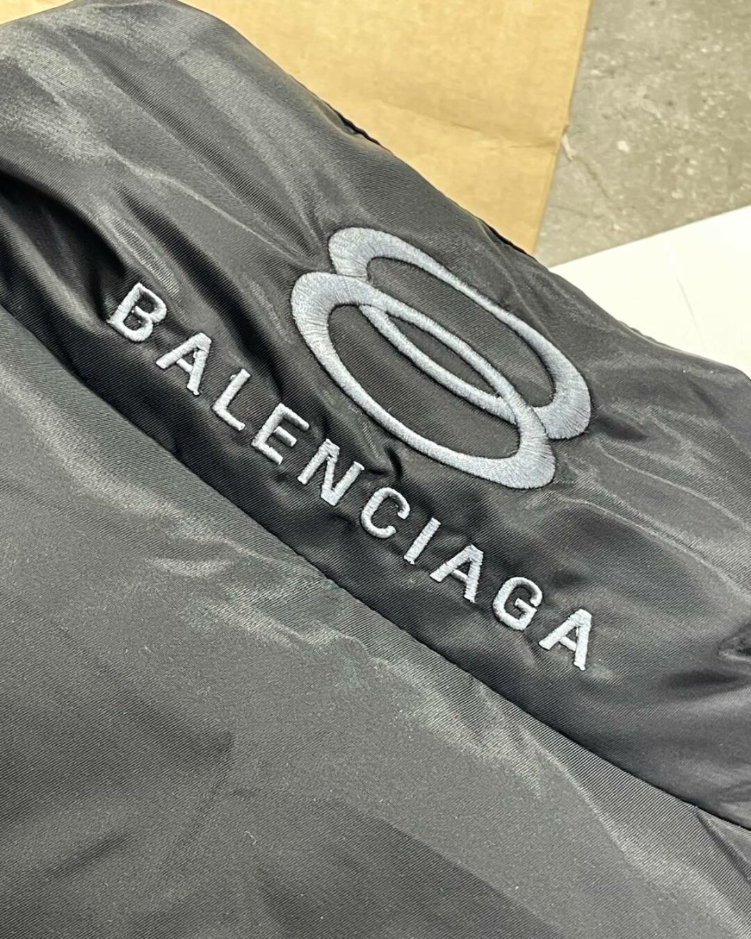 Куртка Balenciaga — изображение 9