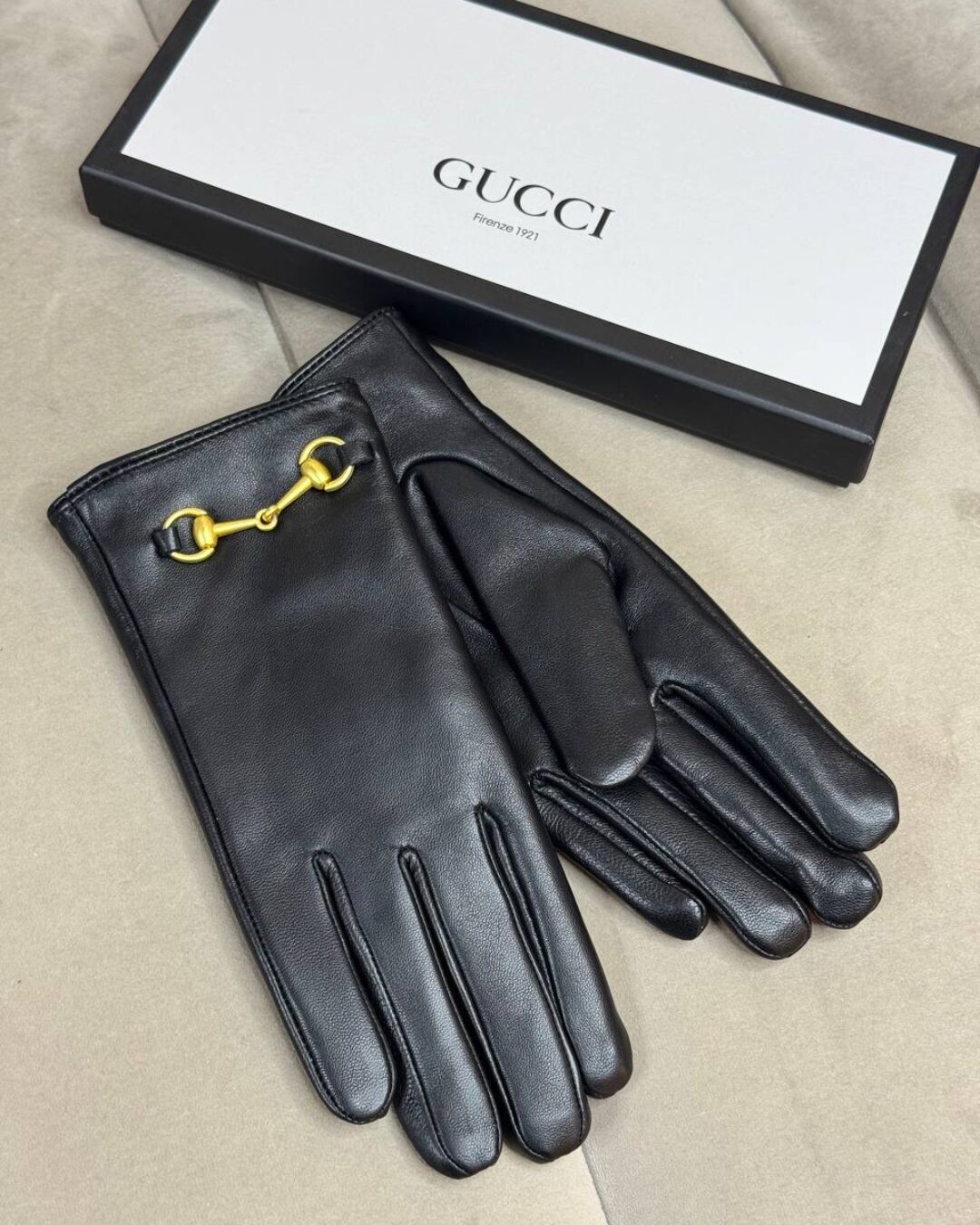 Перчатки Gucci