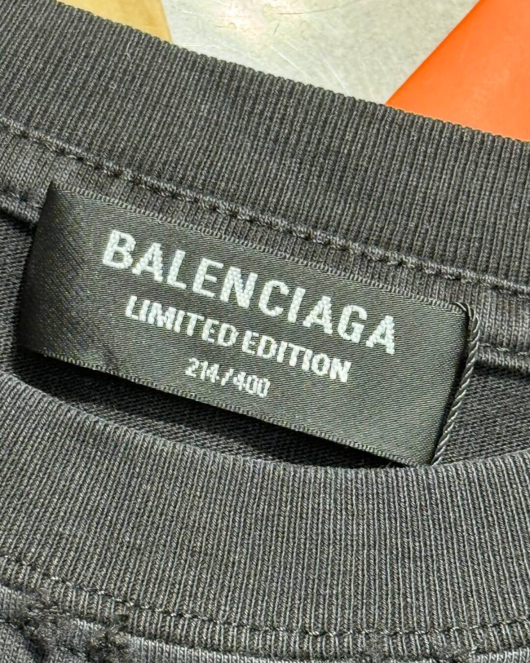 Футболка Balenciaga — изображение 5