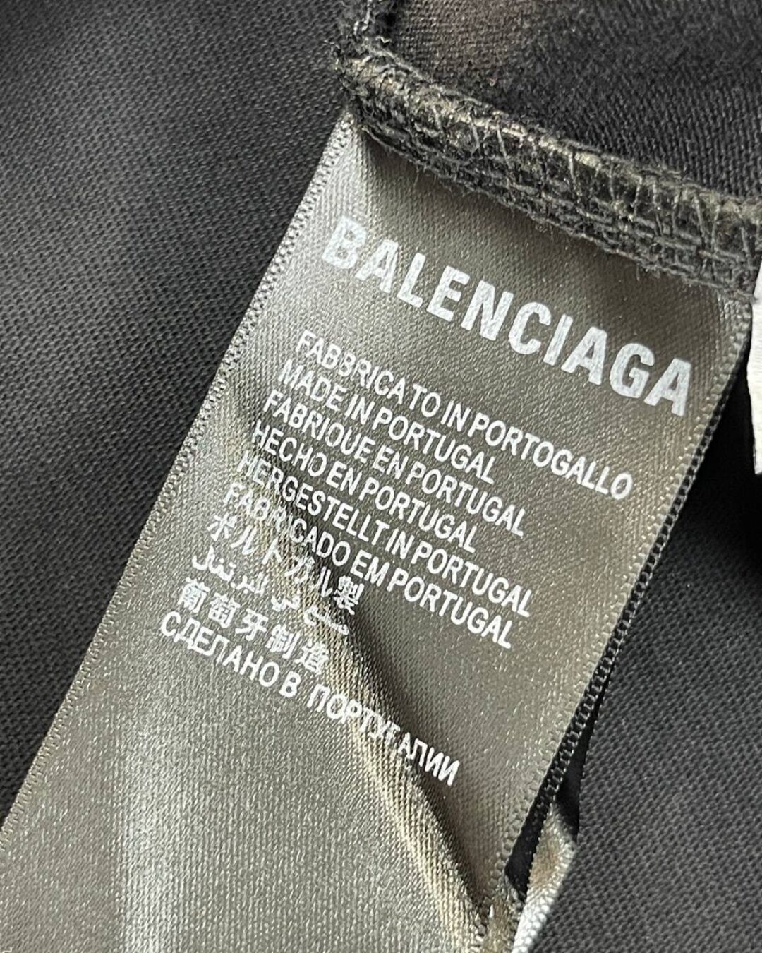 Футболка Balenciaga