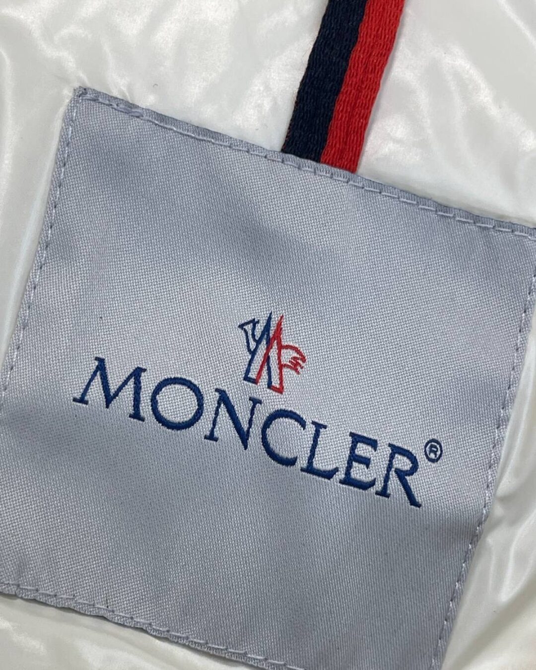 Пуховик Moncler Kids 7