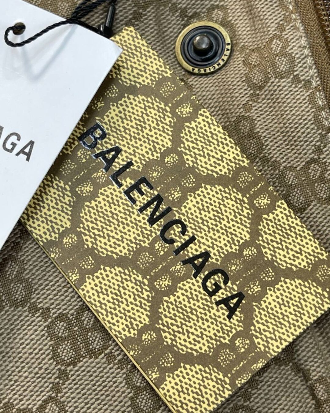 Жилет Balenciaga 19