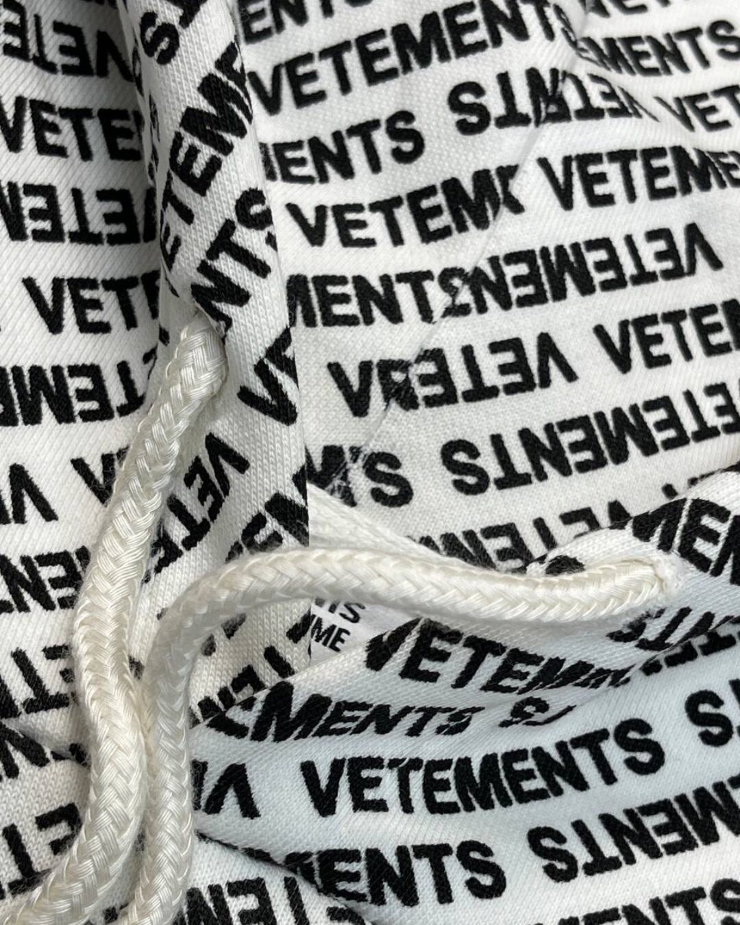 Худи Vetements 9