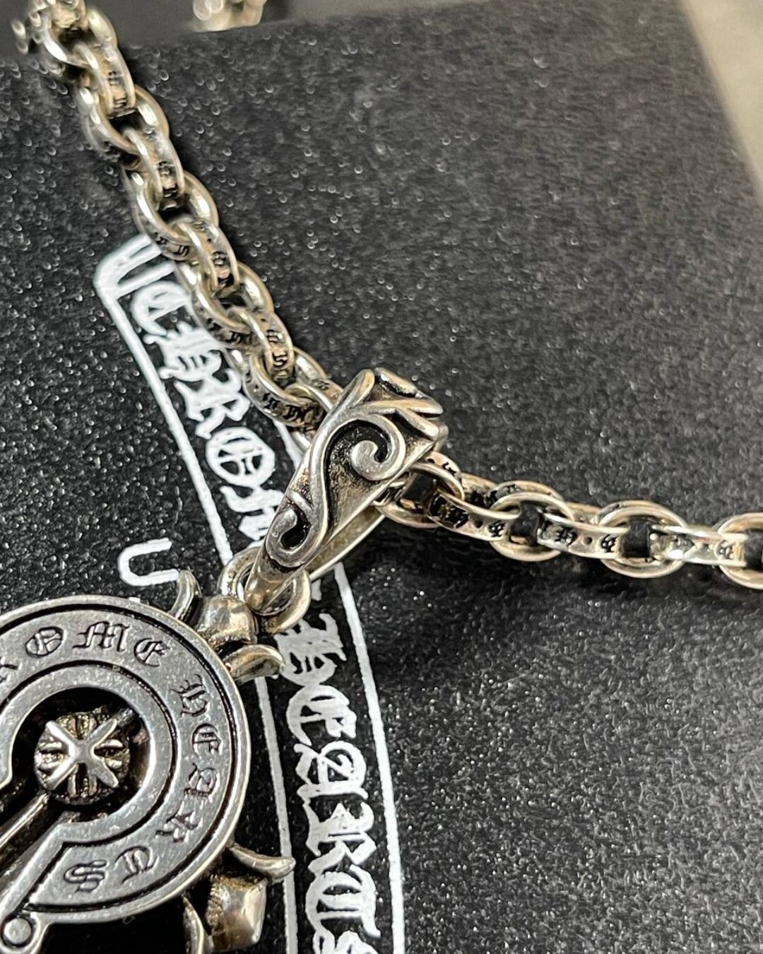 Колье Chrome Hearts 3