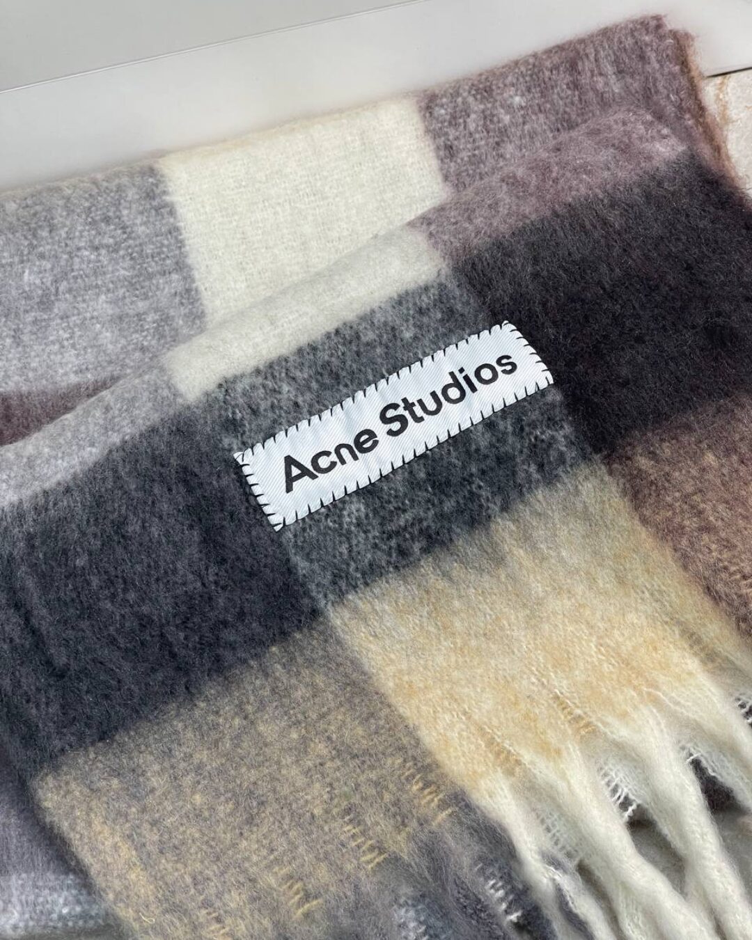 Шарф Acne Studios 7