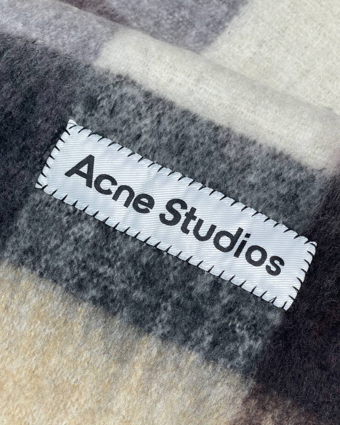 Шарф Acne Studios 8