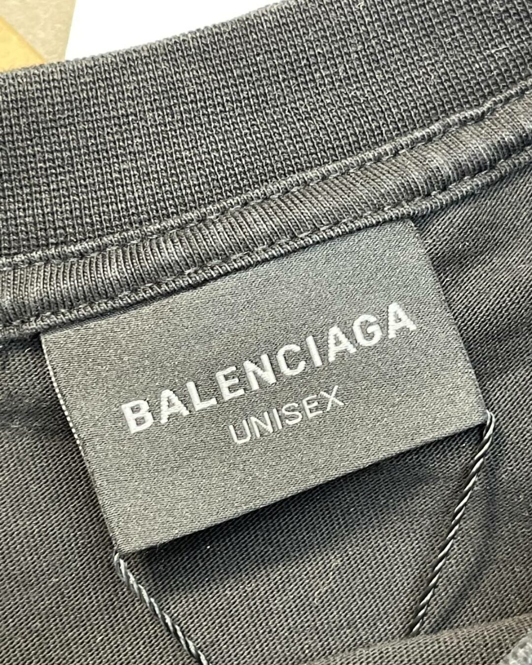 Кофта Balenciaga 9