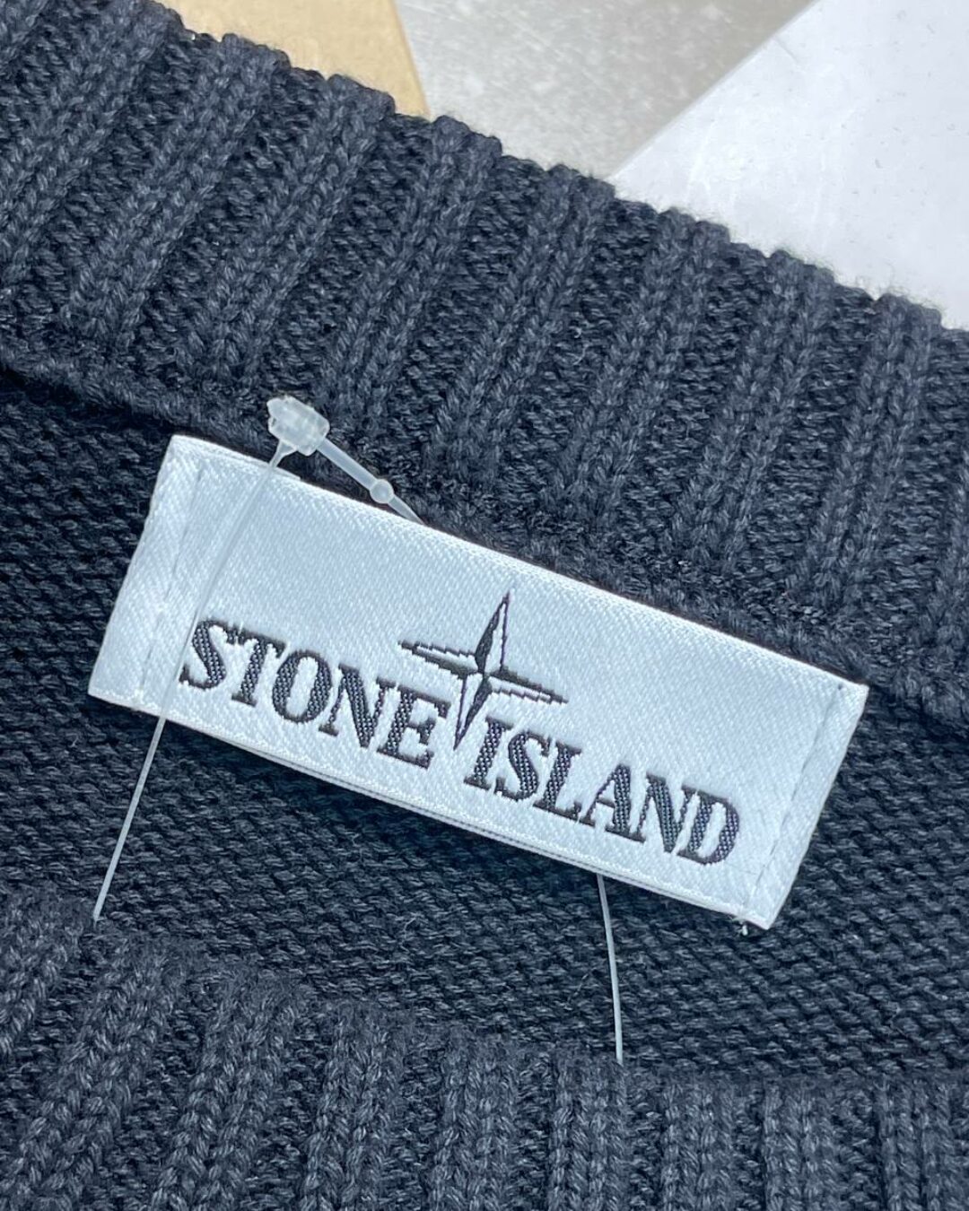 Свитер Stone Island 8