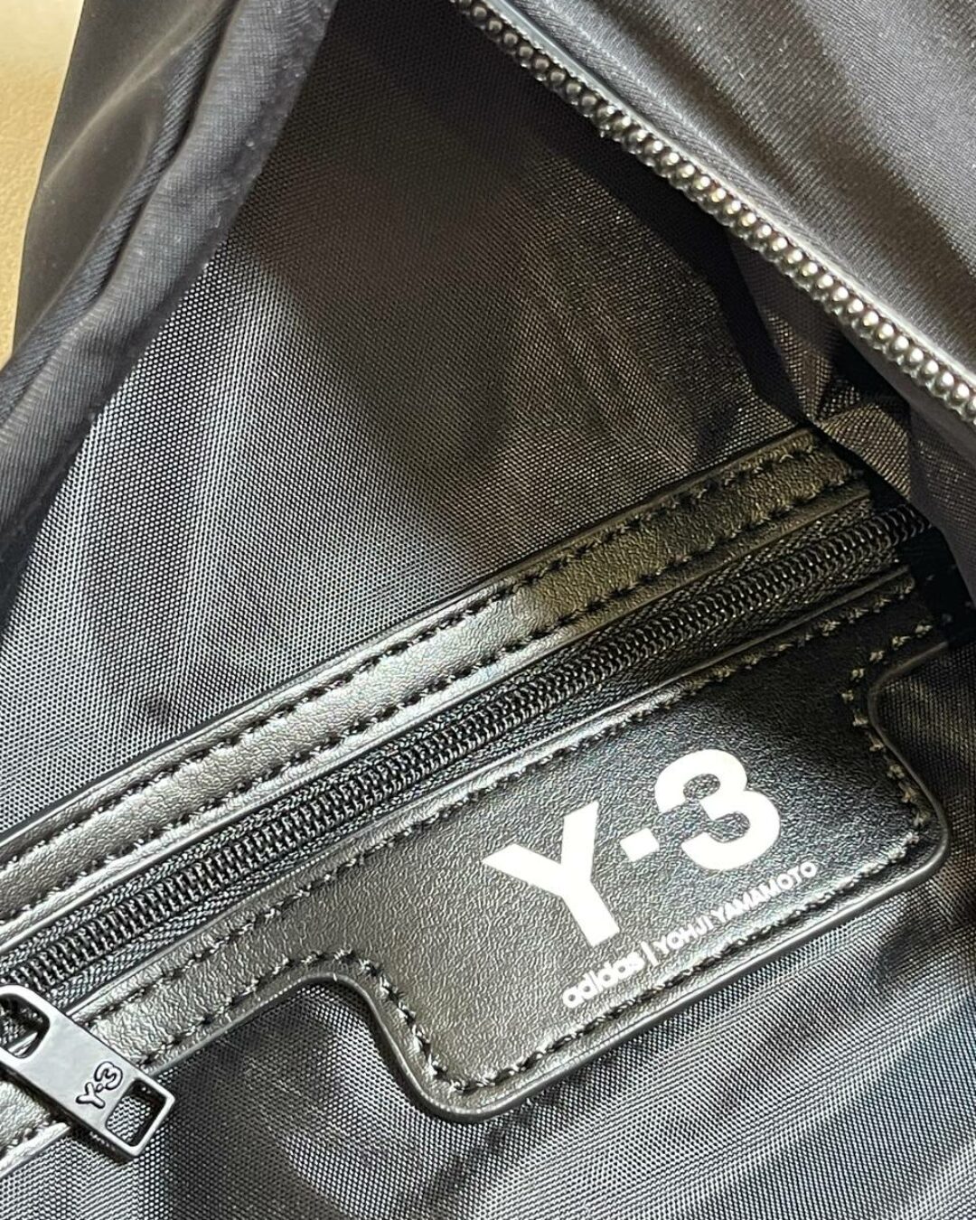 Сумка Y-3 — изображение 10