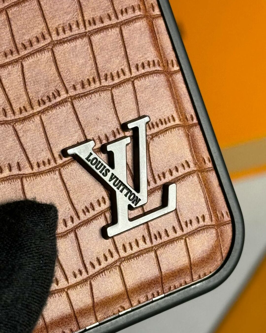 Чехол Louis Vuitton (IPhone 15 Pro Max) 4