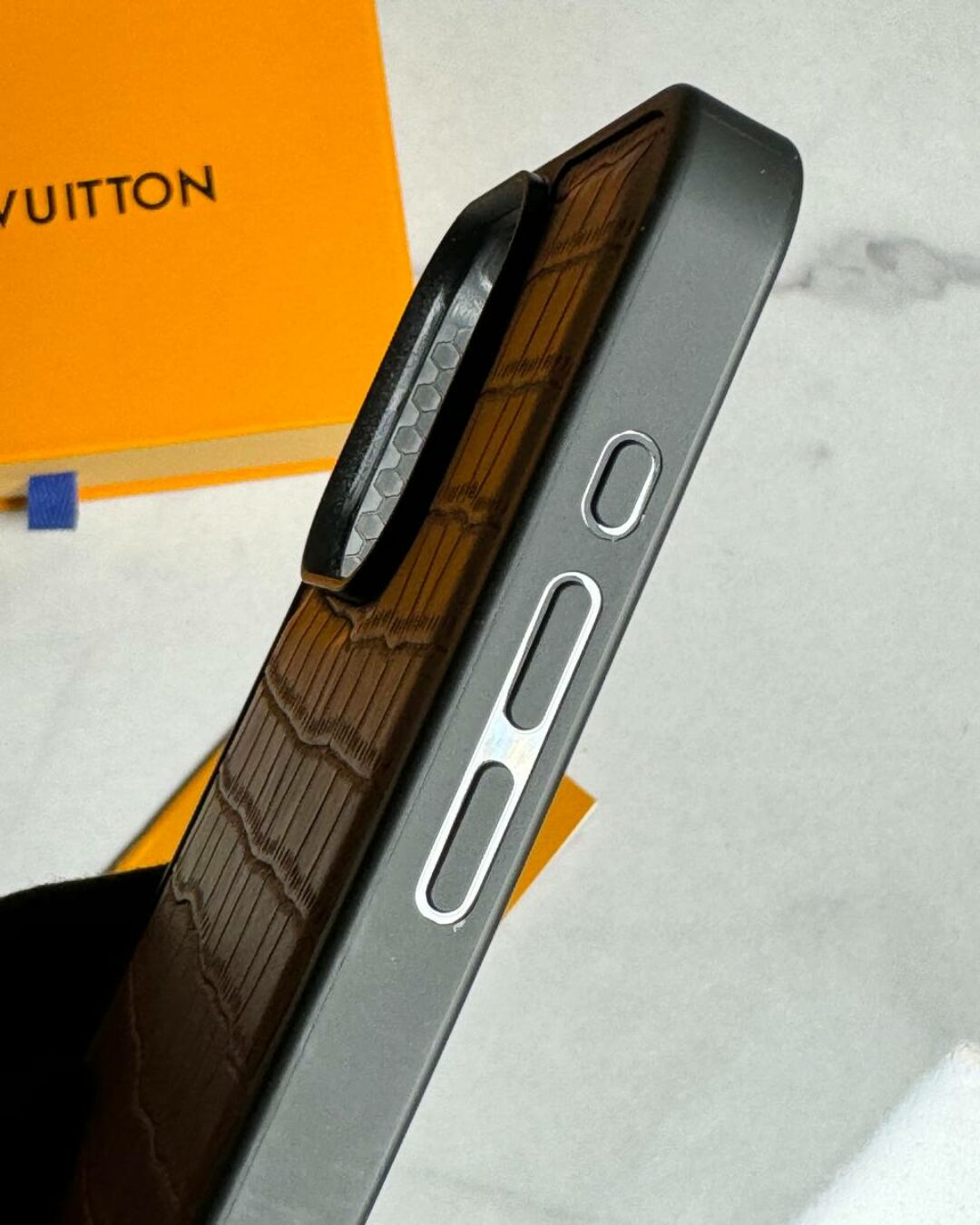 Чехол Louis Vuitton (IPhone 15 Pro Max) 5