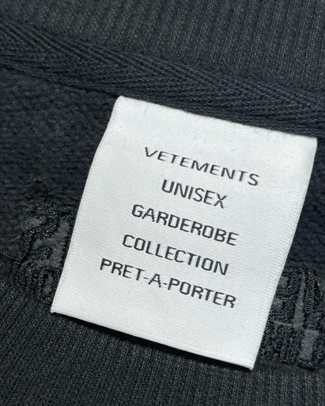 Кофта Vetements — изображение 5