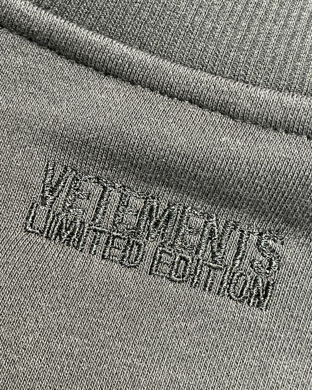 Кофта Vetements — изображение 8