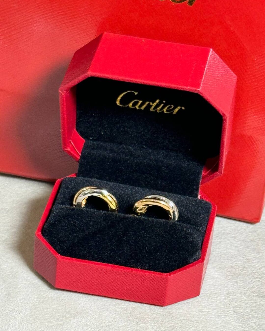 Серьги Cartier Trinity 10