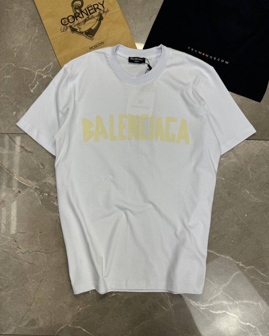 Футболка Balenciaga 3