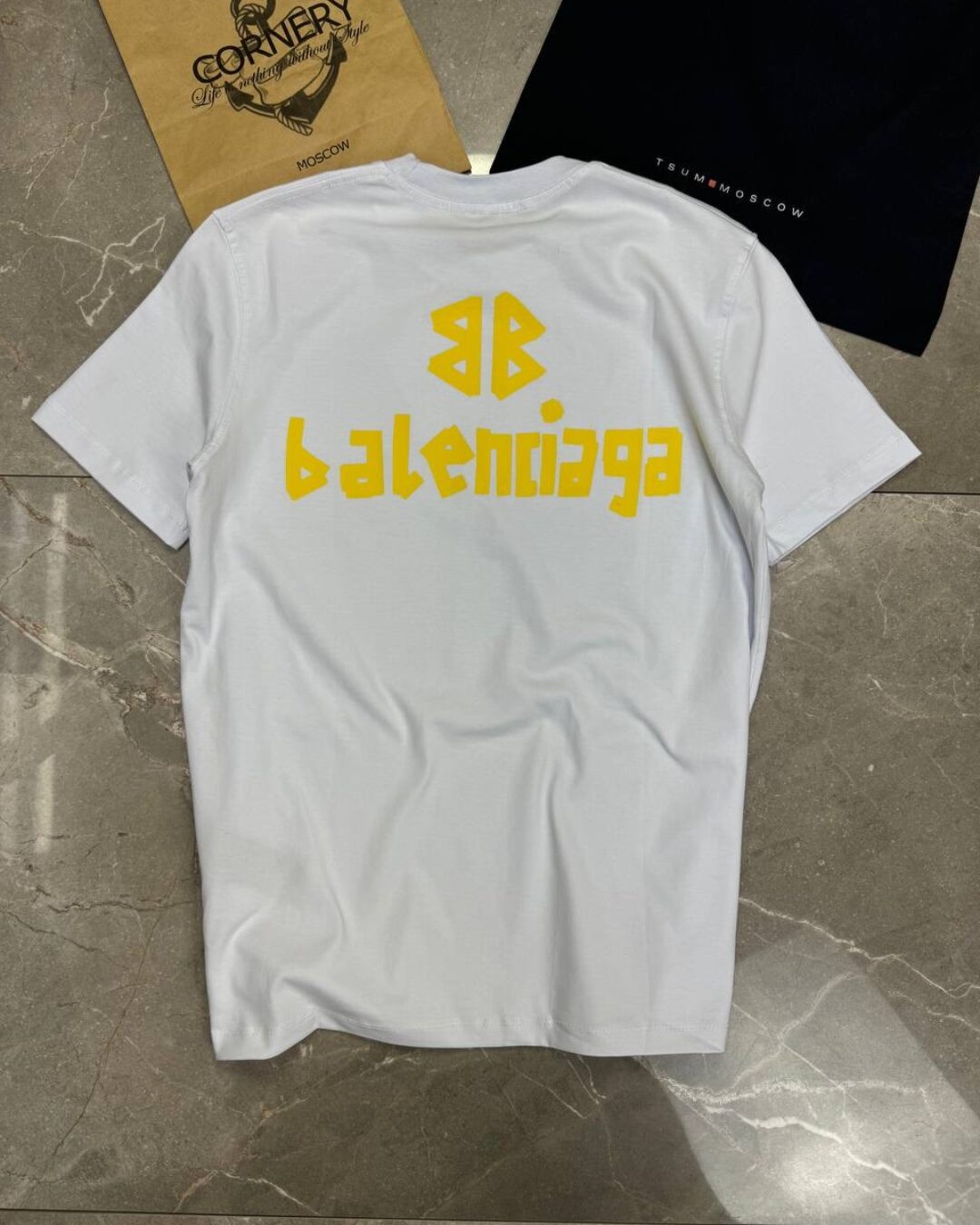 Футболка Balenciaga 4