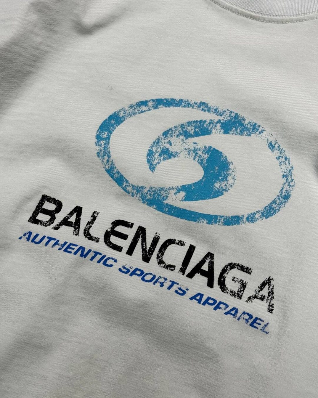 Футболка Balenciaga 6