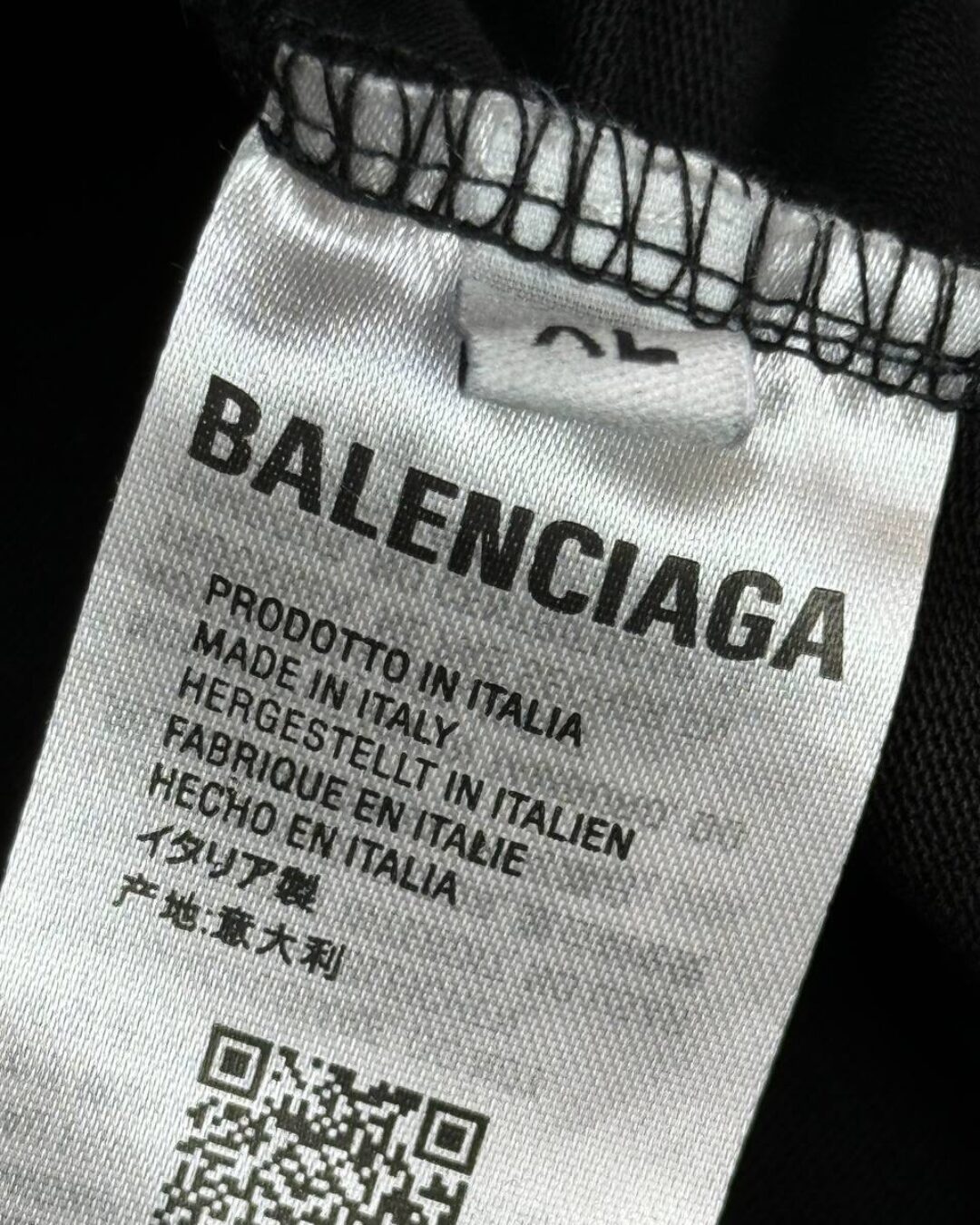 Футболка Balenciaga