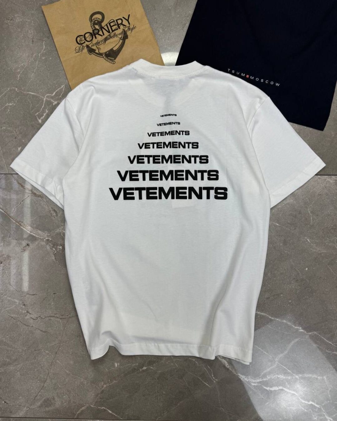 Футболка Vetements — изображение 2