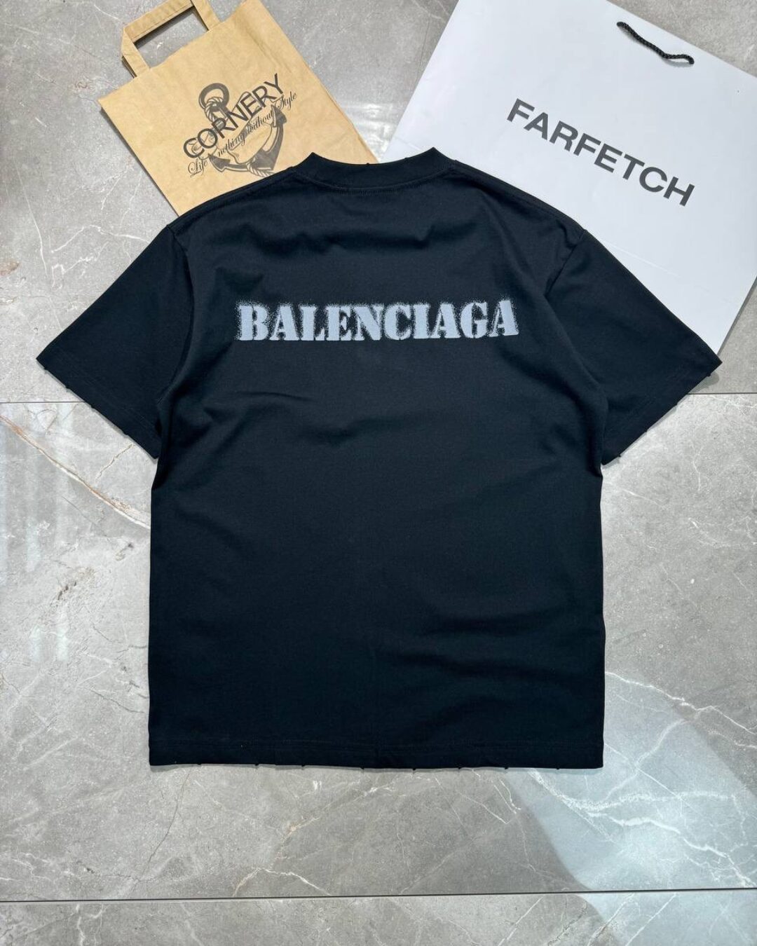 Футболка Balenciaga 2