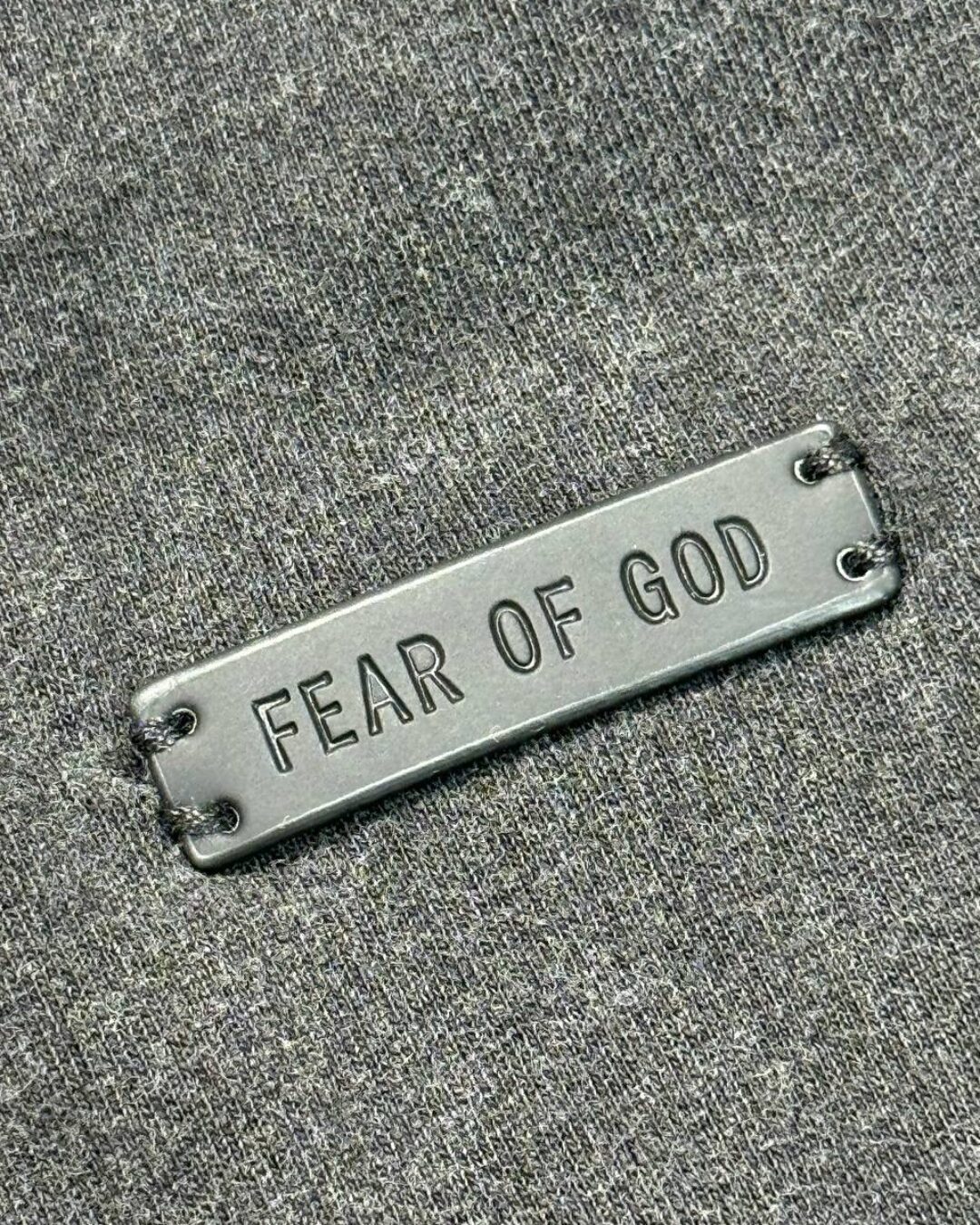 Футболка Fear of God x Gap — изображение 9