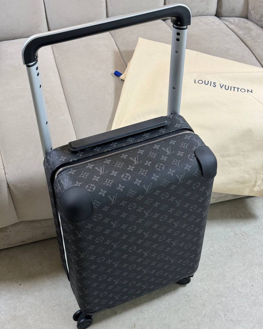 Чемодан Louis Vuitton 2