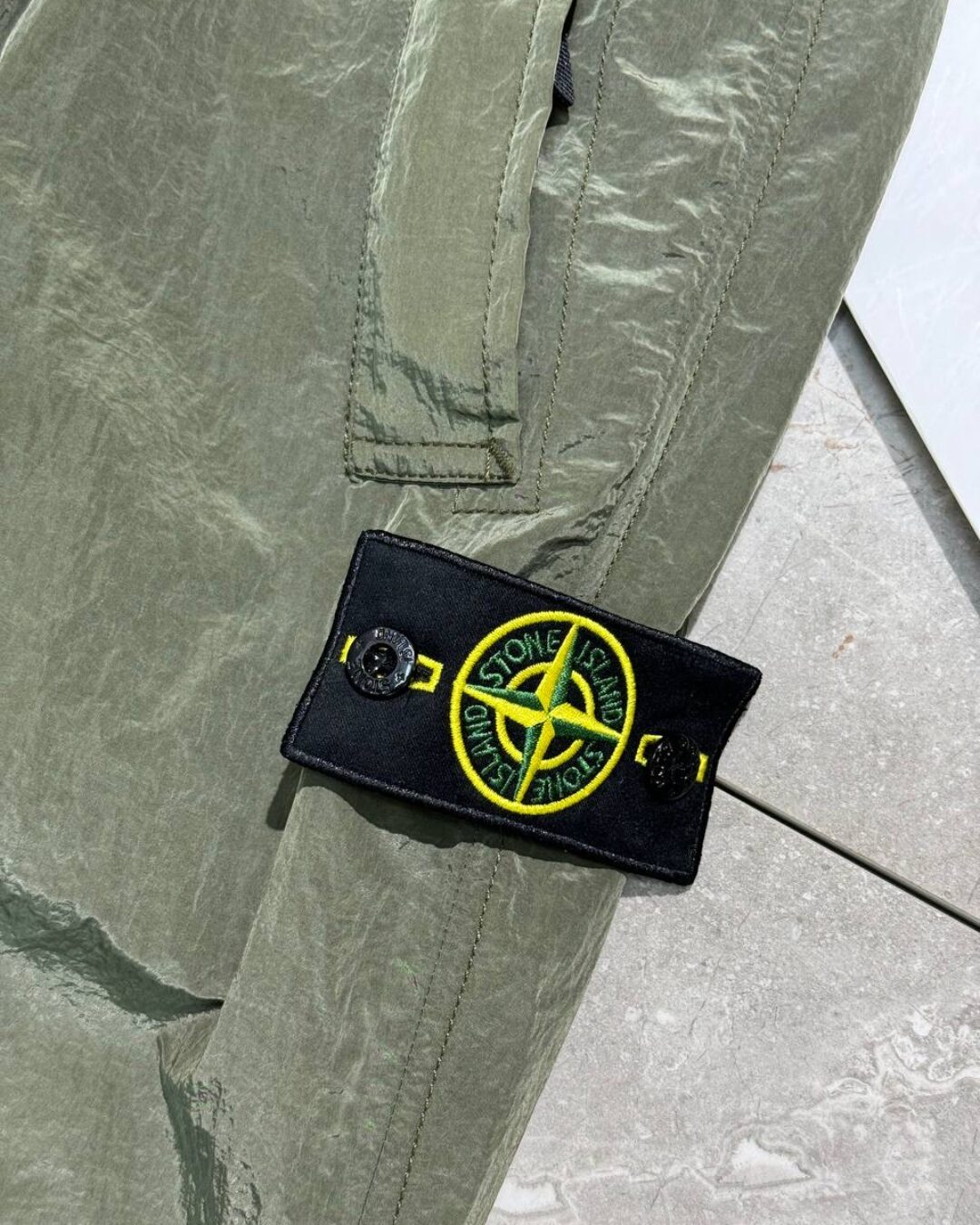 Спортивные штаны Stone island — изображение 5