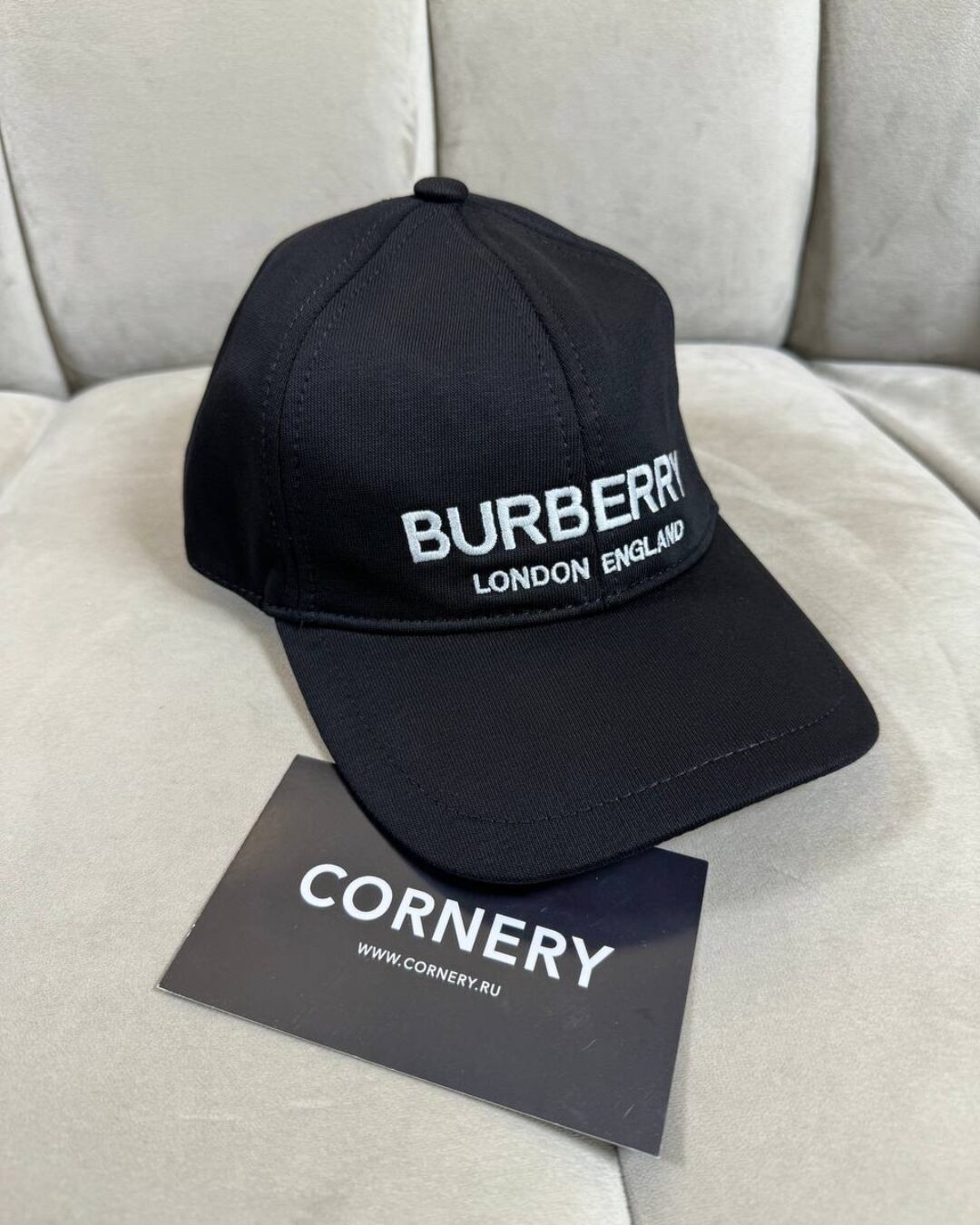 Кепка Burberry 4
