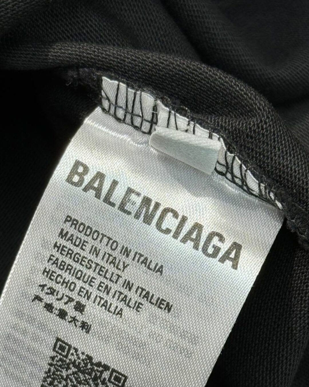 Футболка Balenciaga 9