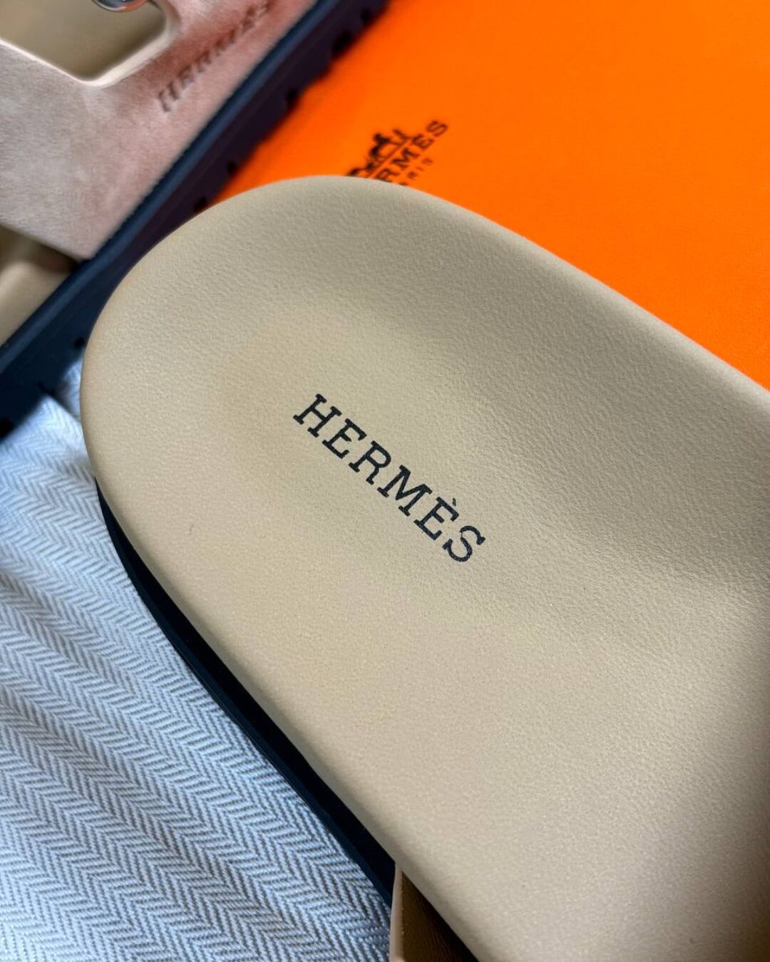 Тапки Hermes 7