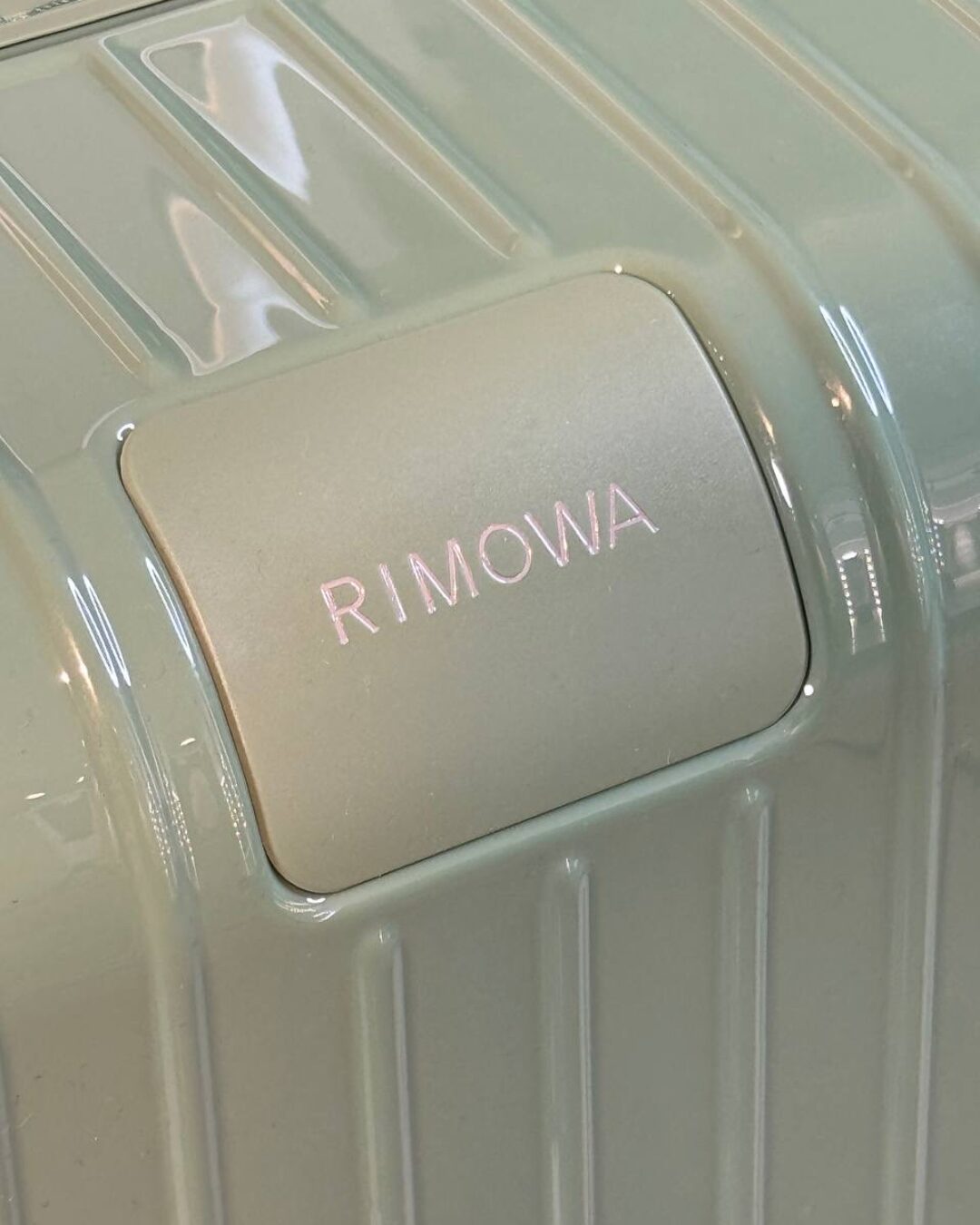 Чемодан Rimowa 4