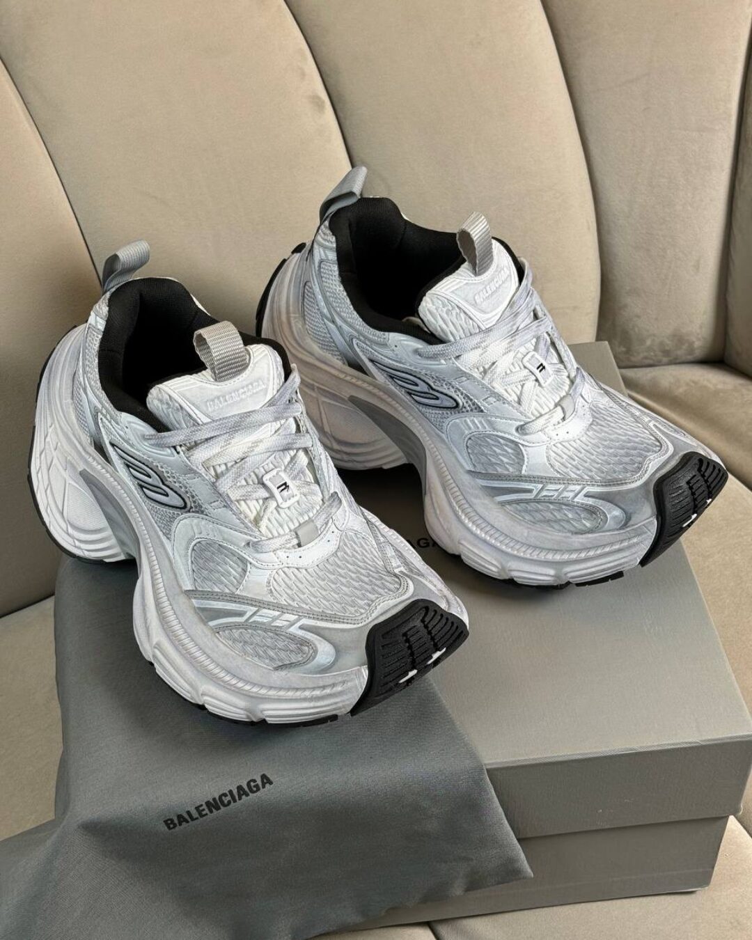 Кроссовки Balenciaga 10XL Sneaker White 1