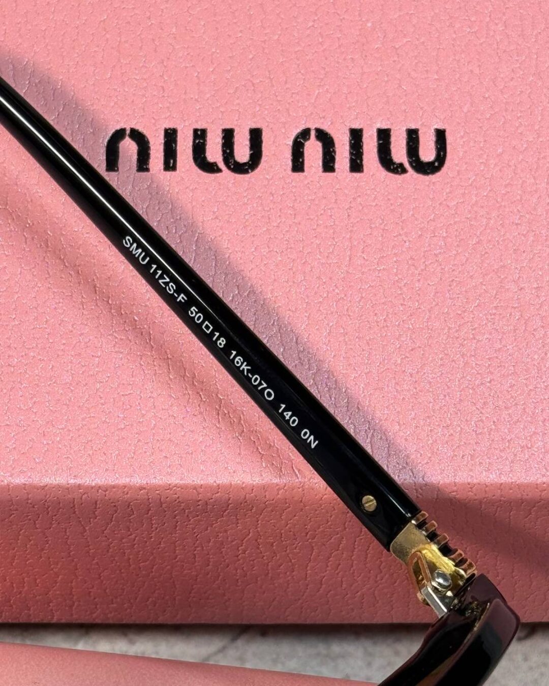 Очки Miu Miu — изображение 5